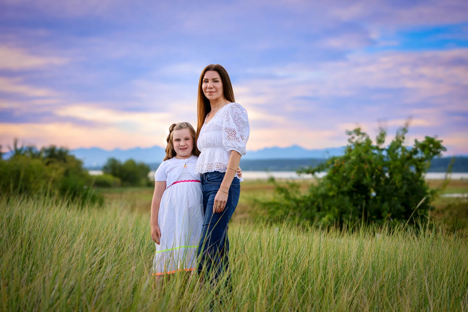 Evening mini session at crescent beach surrey bc